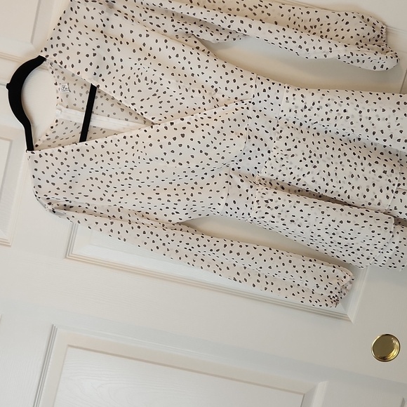 Classic Fashion Collection Women's Black and White Playsuit Romper Size S - Picture 7 of 14